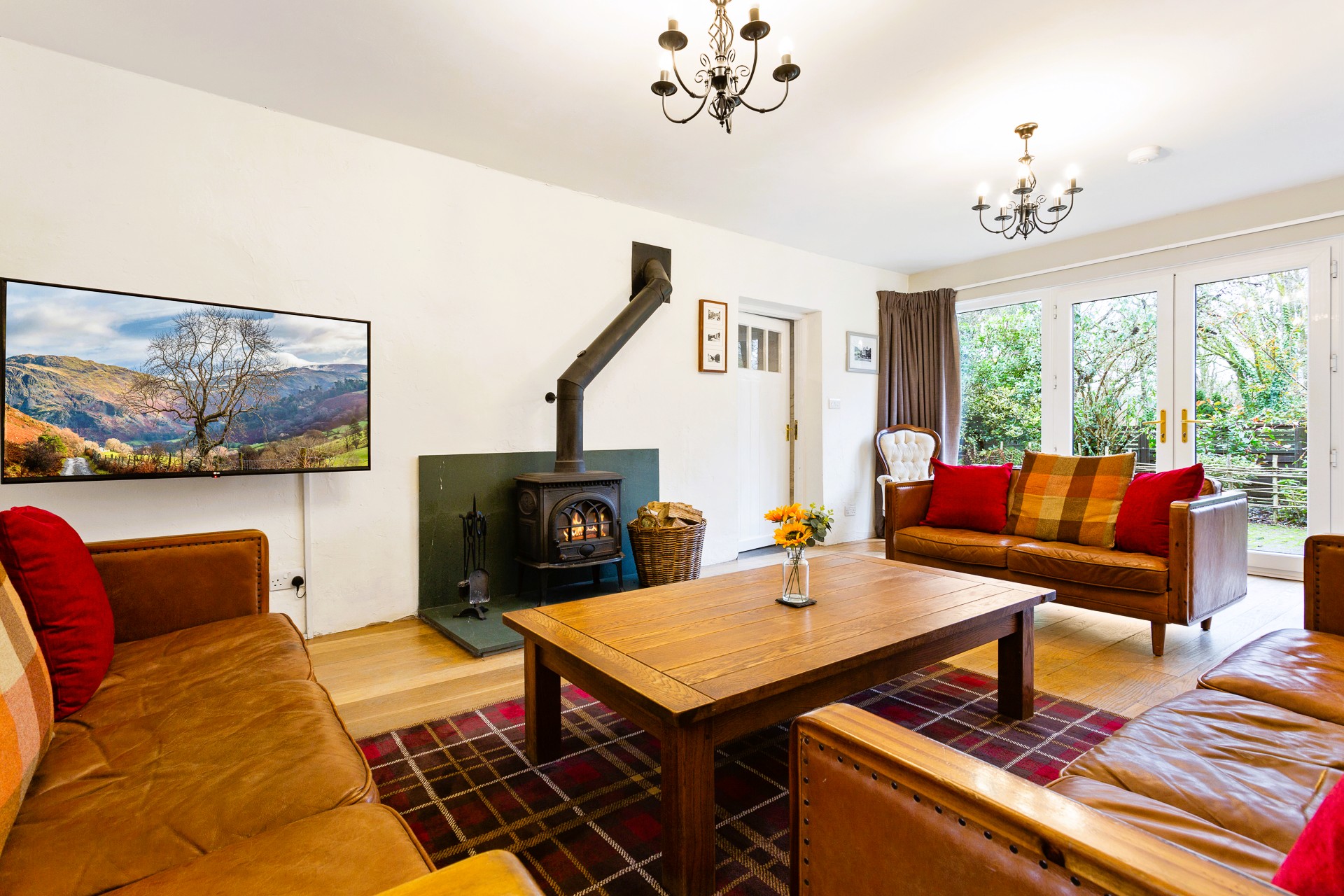 New image of the living room at Sawmill Cottage